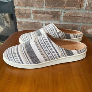 NEW Life Stride Mule Nomad Size 11M Flats Sneaker Casual White Stripes Casual